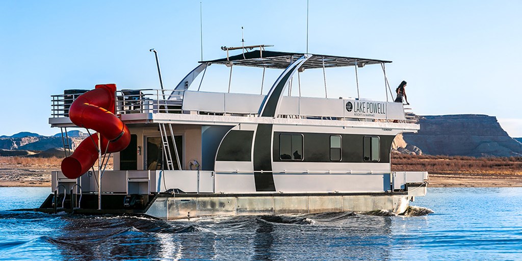 Lake Powell Houseboat Rental: Live, Play, and Eat on the Water